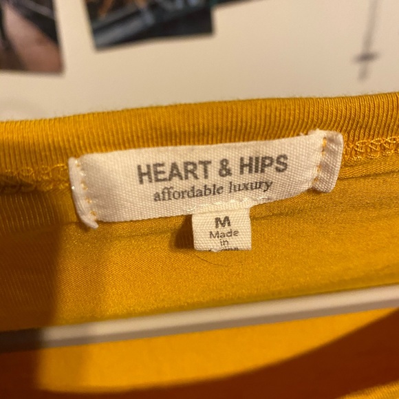 Crop Top with rainbow stripes - Picture 4 of 5